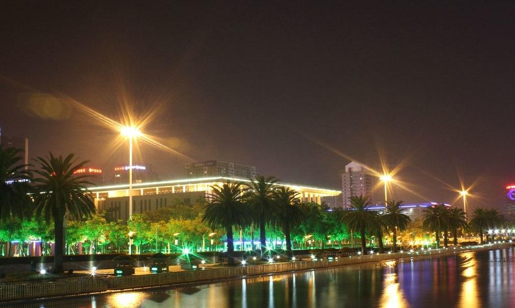 广场麻豆视频传媒下载照明夜景效果图